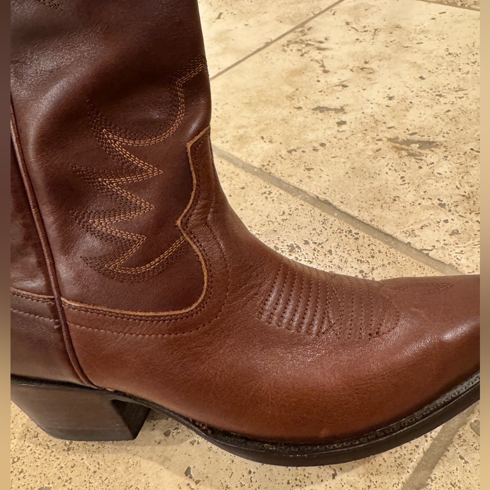 Tecovas “Annie” Brown Cowboy Boots with Stitch Detailing - Picture 8 of 10